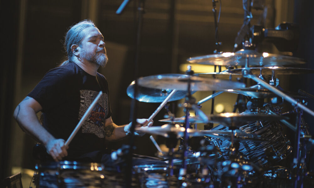 Tomas Haake de Meshuggah regrette que « Bleed » soit la chanson favorite des fans au lieu de « Nebulous »